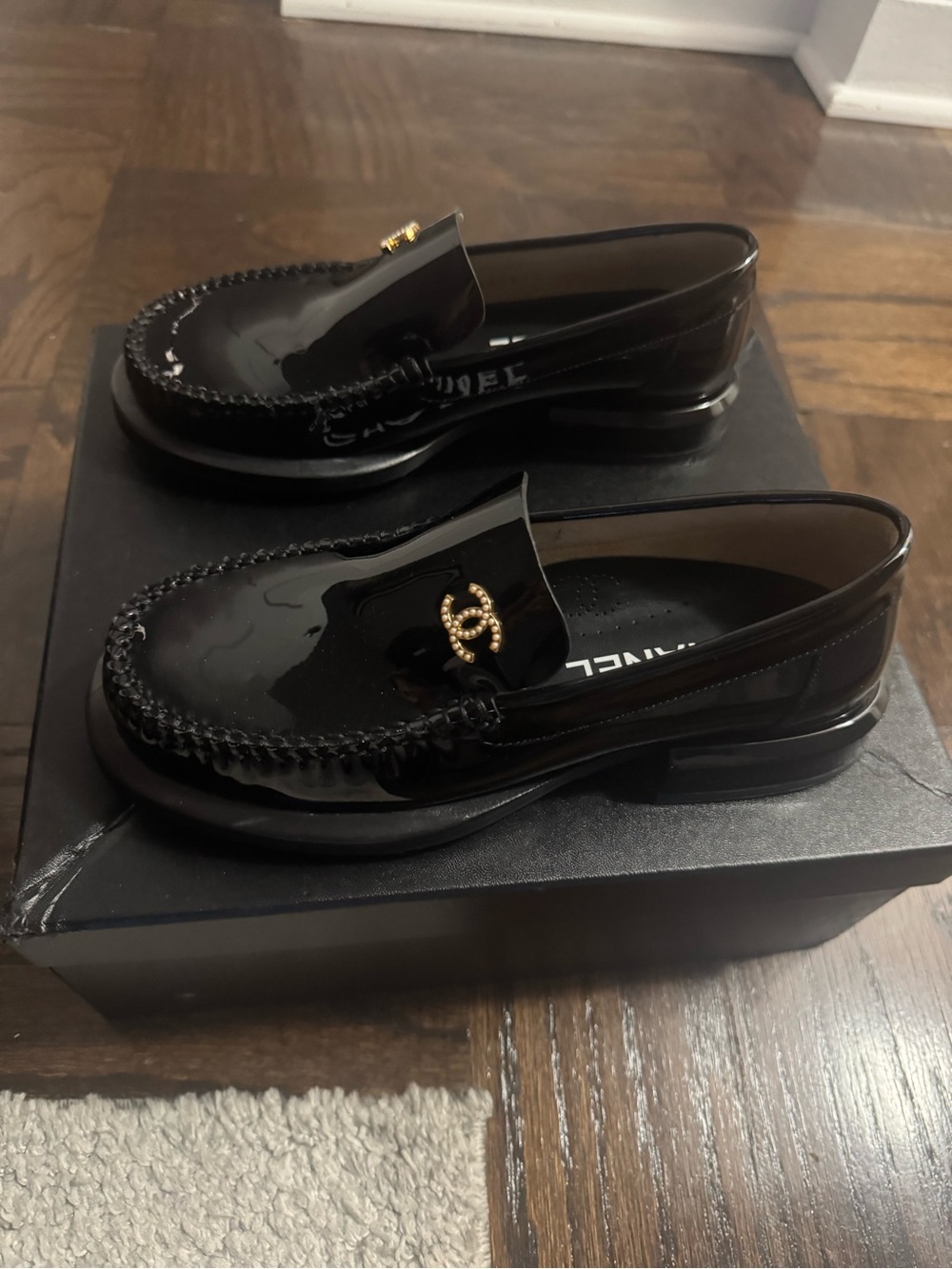CHANEL Black Patent Leather CC-Logo Loafers - Like New